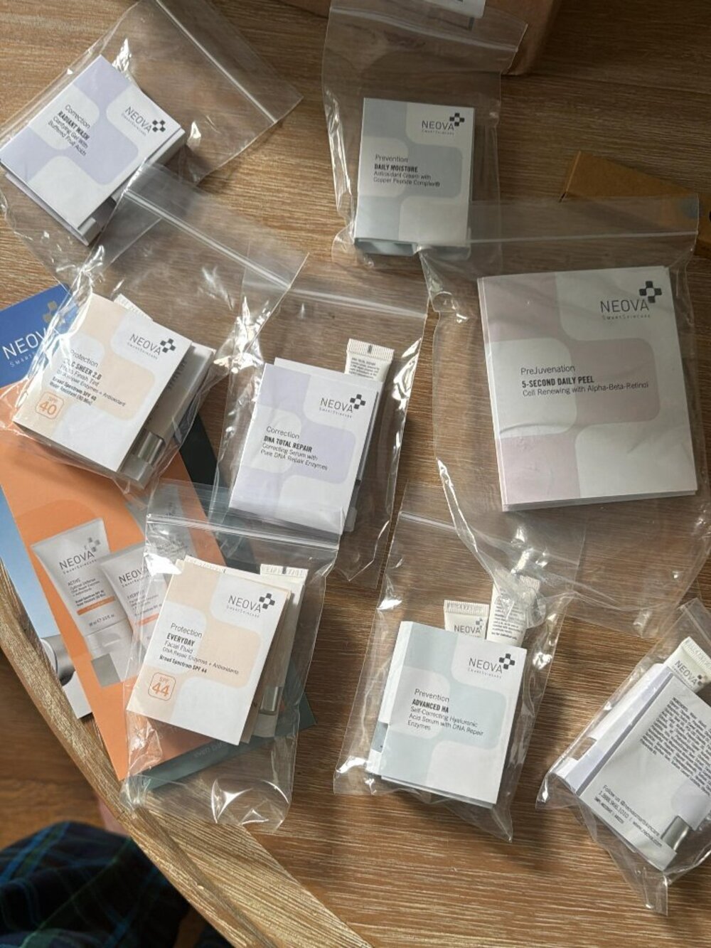 NWT Neova Pharma Cosmetics Trial Size Pocket Set (8 Piece Bundle)